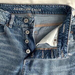 Size 6 American Eagle Tomgirl Jeans